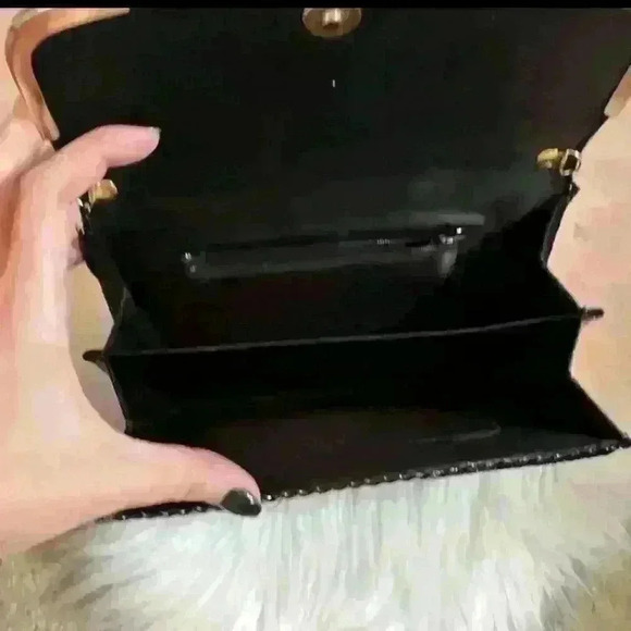 Vintage Enamel Pailette Metal Clutch Purses Bundle of 2 - Picture 15 of 16